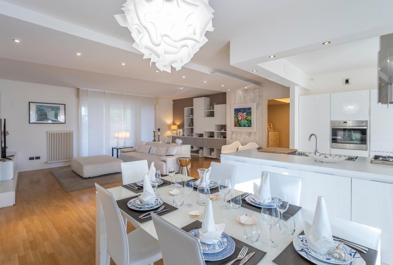 Teatro Nuovo Apartment With Free Parking Udine Exterior foto